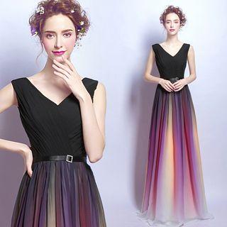 Sleeveless Gradient A-line Evening Gown