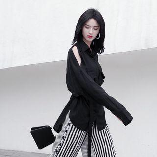 Dip-back Off-shoulder Blouse With Belt