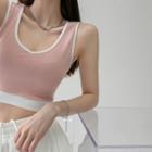 Contrasted V-neck Crop Tank Top In 8 Colors