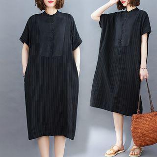 Short-sleeve Button-up Midi Shift Dress Black - One Size