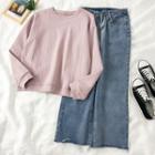Embroidered Pullover / Wide Leg Jeans