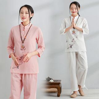 Set: 3/4-sleeve Embroidered Yoga Top + Pants