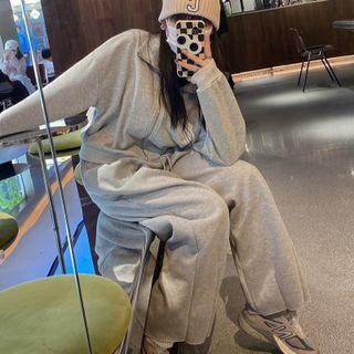Cropped Zip Jacket / Wide Leg Sweatpants