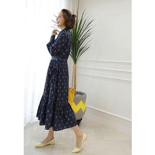 Pointy-toe Stud-trim Flats