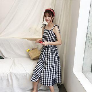 Set: Sleeveless Plaid Top + Plaid Skirts