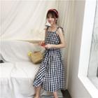 Set: Sleeveless Plaid Top + Plaid Skirts
