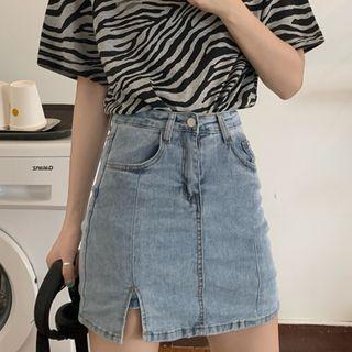 Short-sleeve Leopard Print T-shirt + Denim A-line Skirt