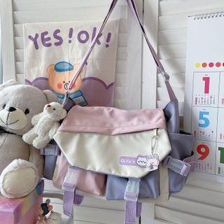 Color Block Messenger Bag / Bag Charm / Set