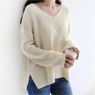 V-neck Slit-hem Rib-knit Top