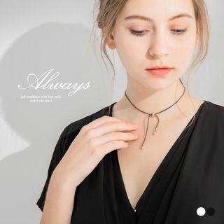 Bow Beaded Choker