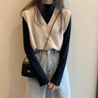 Long-sleeve Mock-neck T-shirt / Sweater Vest