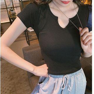 Set: Short-sleeve Notch-neck Cropped T-shirt + Sweatpants