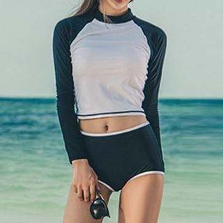 Set: Contrast Trim Rashguard + Bikini Bottom