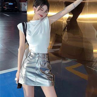 Sleeveless Mock Neck Top / A-line Skirt