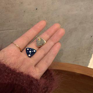 Dotted Triangle Stud Earring 1 Pair - White & Blue & Gold - One Size