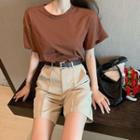 Short-sleeve Plain T-shirt / High-waist Plain Dress Shorts