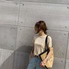 Short-sleeve Pocket-patch T-shirt