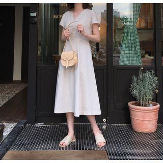 Short-sleeve V-neck Plain Midi Dress