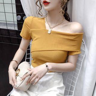 Short-sleeve Asymmetric Shoulder Top