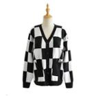 Checkerboard V-neck Cardigan Black - One Size