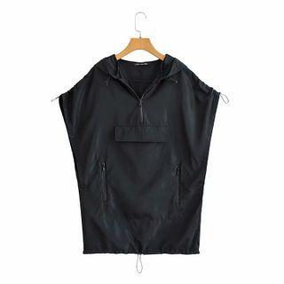 Hood Pocket Vest