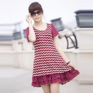 Short-sleeve Frilled Dress