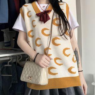 Moon Pattern Knit Vest