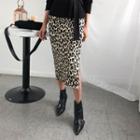 Leopard Knit H-line Skirt