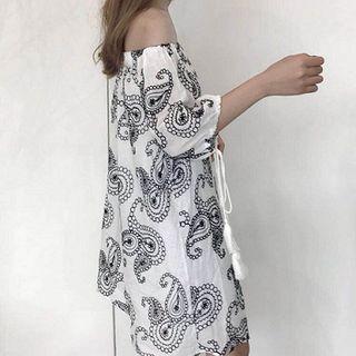 3/4-sleeve Off Shoulder Patterned Dress