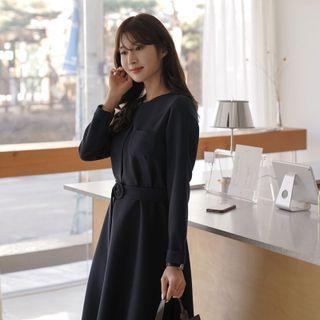 Patch-pocket Midi Flare Dress With Belt Navy Blue - One Size