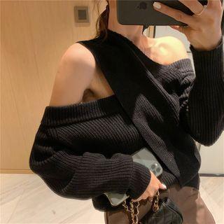 Asymmetrical Cold-shoulder Sweater