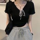 V-neck Lace-up Cropped T-shirt
