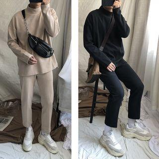 Set: Mock-neck Pullover + Cropped Drawstring Pants