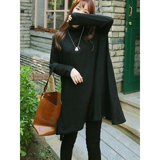 Mock-neck Loose-fit Dress