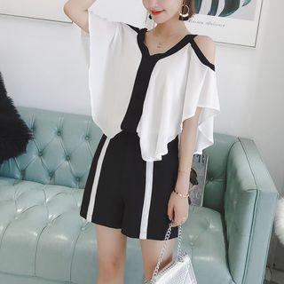 Set: Short-sleeve Cold Shoulder Two-tone Top + Shorts