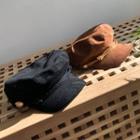 Button-detail Beret