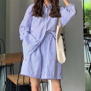 Striped Shirt / High Waist Shorts