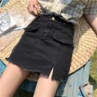 A-line Fray Hem Denim Skirt
