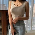 Basic U-neck Tank Top