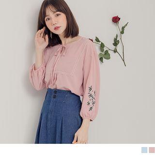 Floral Embroidered Lace-up Top