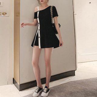 Set Of 2: Short-sleeve Top + Shorts