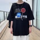 Elbow-sleeve Street Sign Print T-shirt