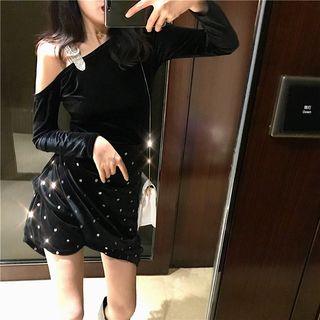 Rhinestone Long-sleeve Velvet Slim-fit Top / Dot Skirt