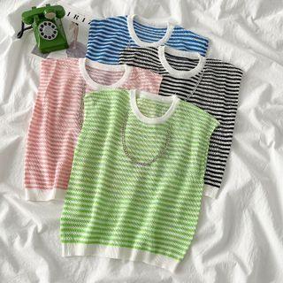 Chain Striped Sweater Vest
