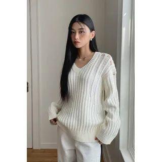 V-neck Distressed Ribbed Knit Top