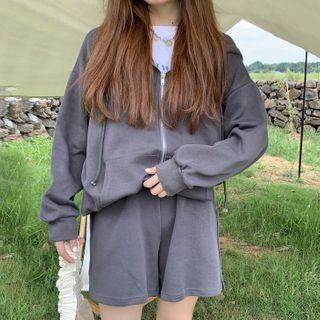 Hooded Zip Jacket / Drawstring Sweatshorts