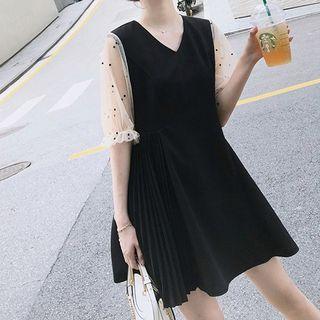 Mesh Panel Puff Sleeve V-neck Pleated A-line Dress
