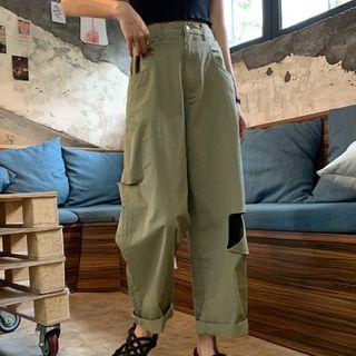 Cropped Off-shoulder Top / Frayed Straight-fit Jeans