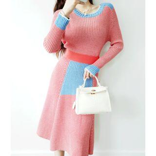 Set: Round-neck Color-block Knit Top + Band-waist Flare Skirt Red - One Size