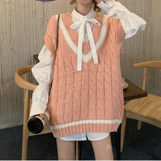 Puff-sleeve Shirt / Cable Knit Vest
